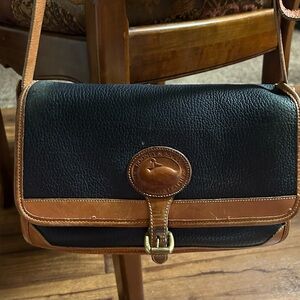 Dooney & Bourke • Vintage • A2 355234 • Brown • Handbag